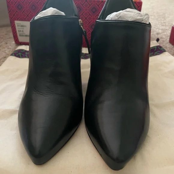 Like New Tory Burch Greenwich 85mm heel booties 7.5 - Picture 13 of 14